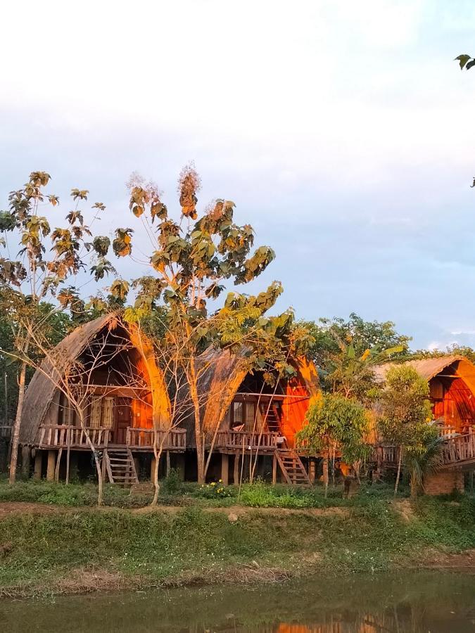 Rice Straw Green Lodge- Resort Quan Tom Экстерьер фото