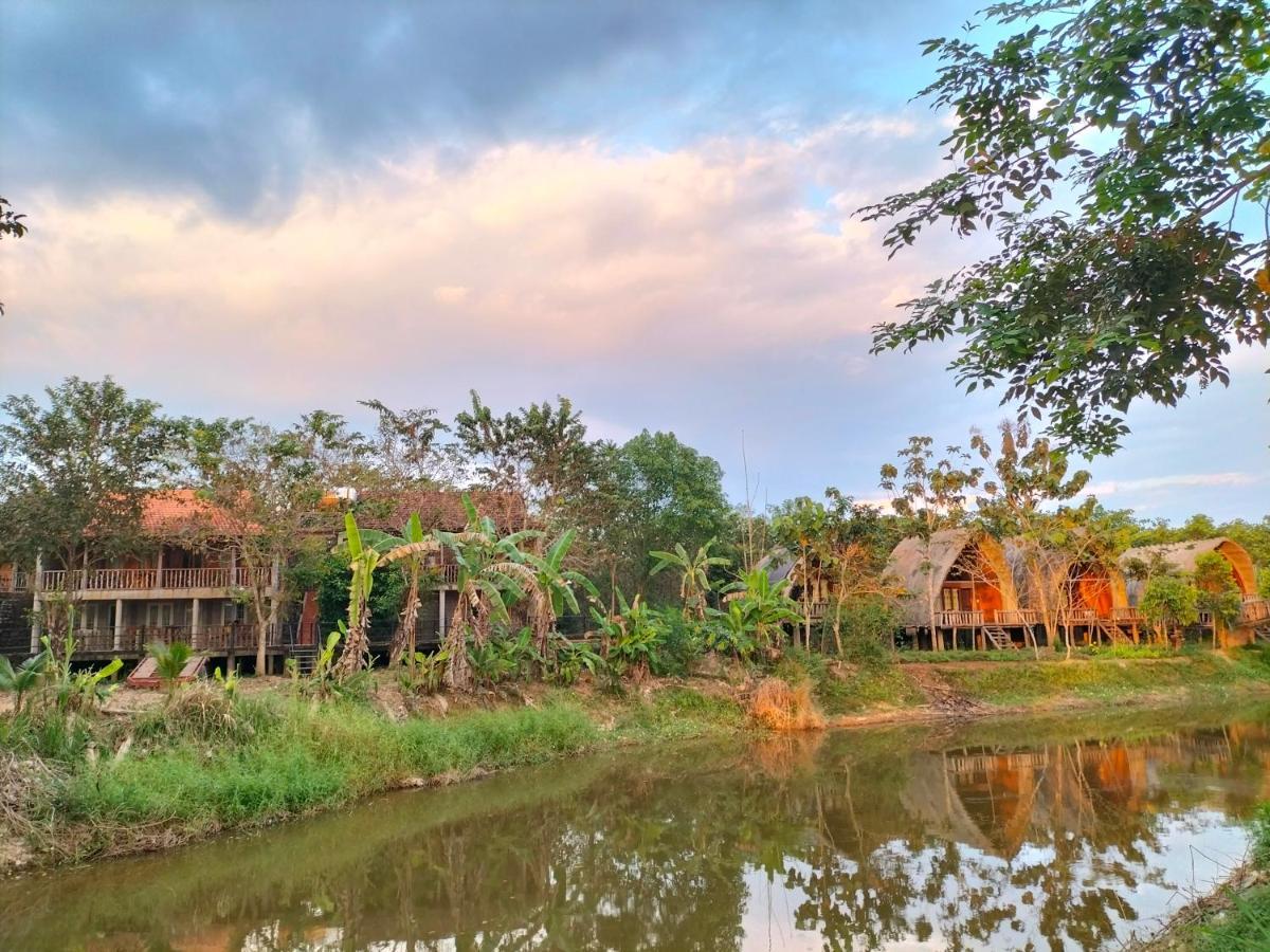 Rice Straw Green Lodge- Resort Quan Tom Экстерьер фото